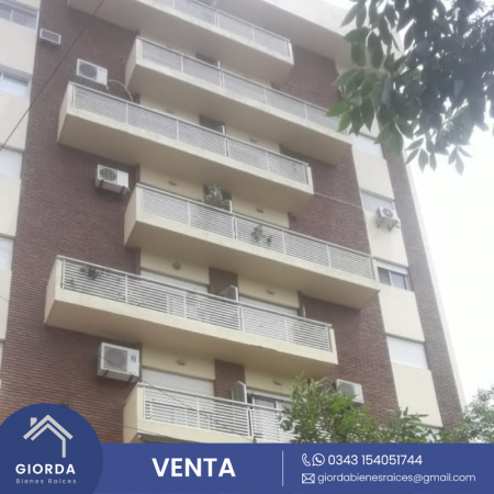 VENDE: Departamento dos dormitorios con dependencia de servicios, Edificio Iguazú