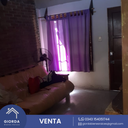 VENDE: Casa calle Cnel. Uzin, tres dormitorios