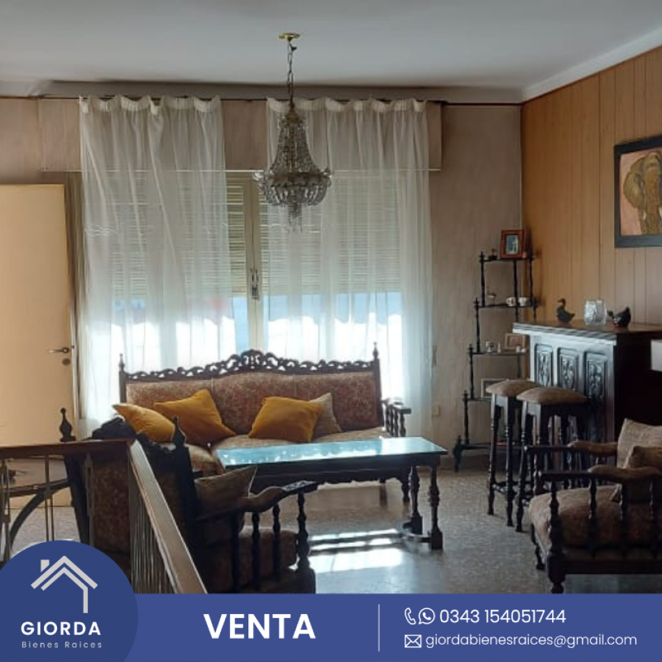 VENDE: Excelente propiedad calle Gualeguaychu.