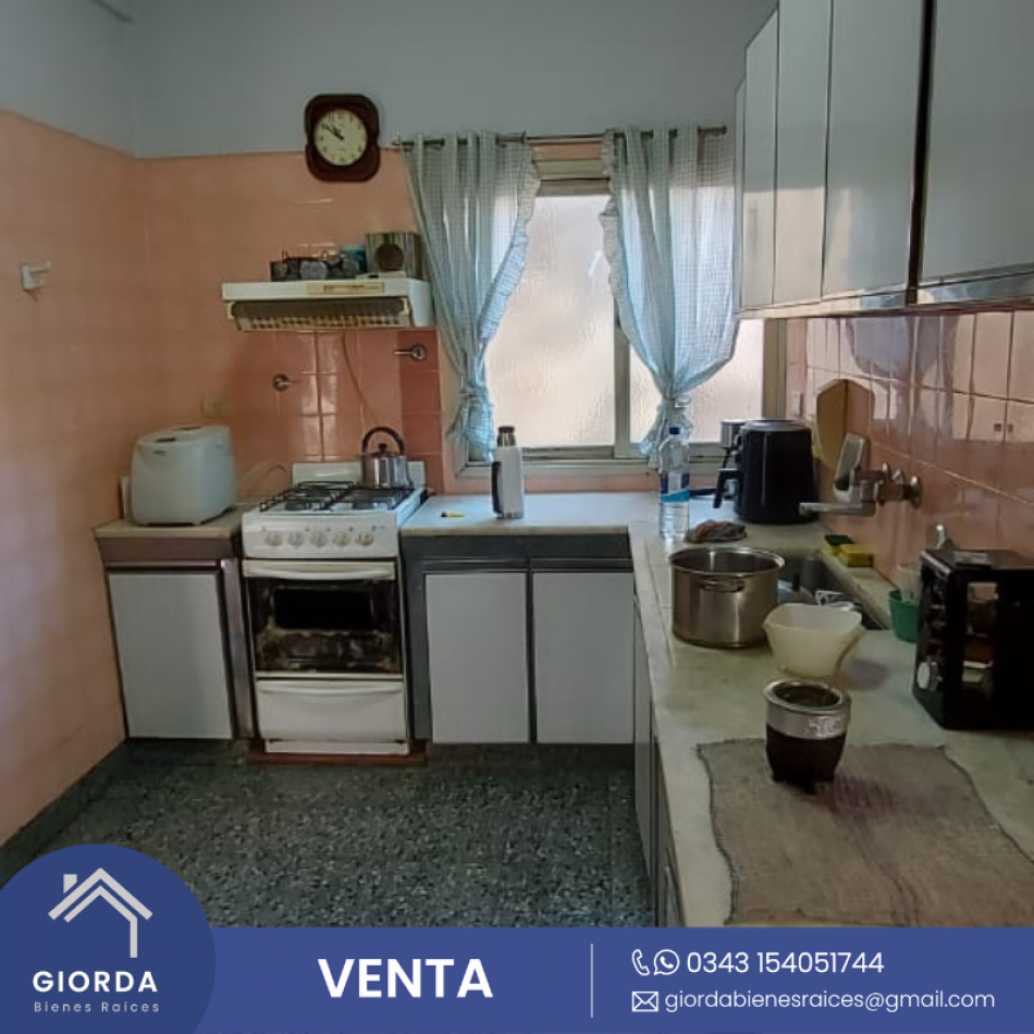 VENDE: Excelente propiedad calle Gualeguaychu.