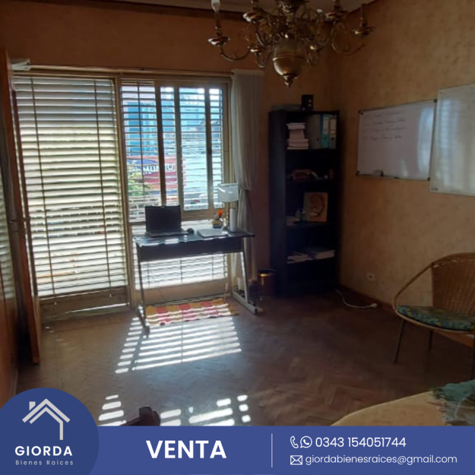 VENDE: Excelente propiedad calle Gualeguaychu.