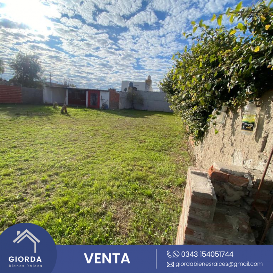 VENDE: Terreno ubicado en zona Hernandarias y Caputo