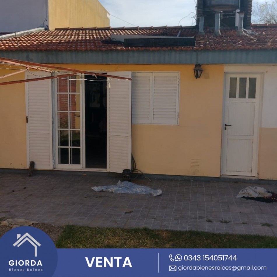 VENDE: Casa  zona Gobernador Crespo y Blas Parera,