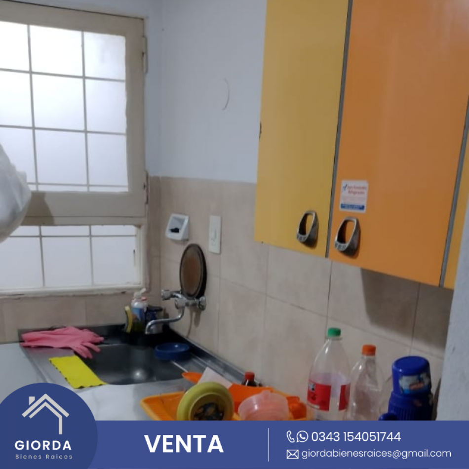 VENDE: Casa calle Cnel. Uzin