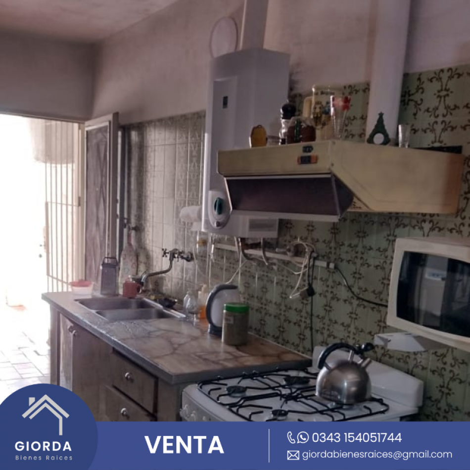 VENDE: Casa Avenida Selva de Montiel
