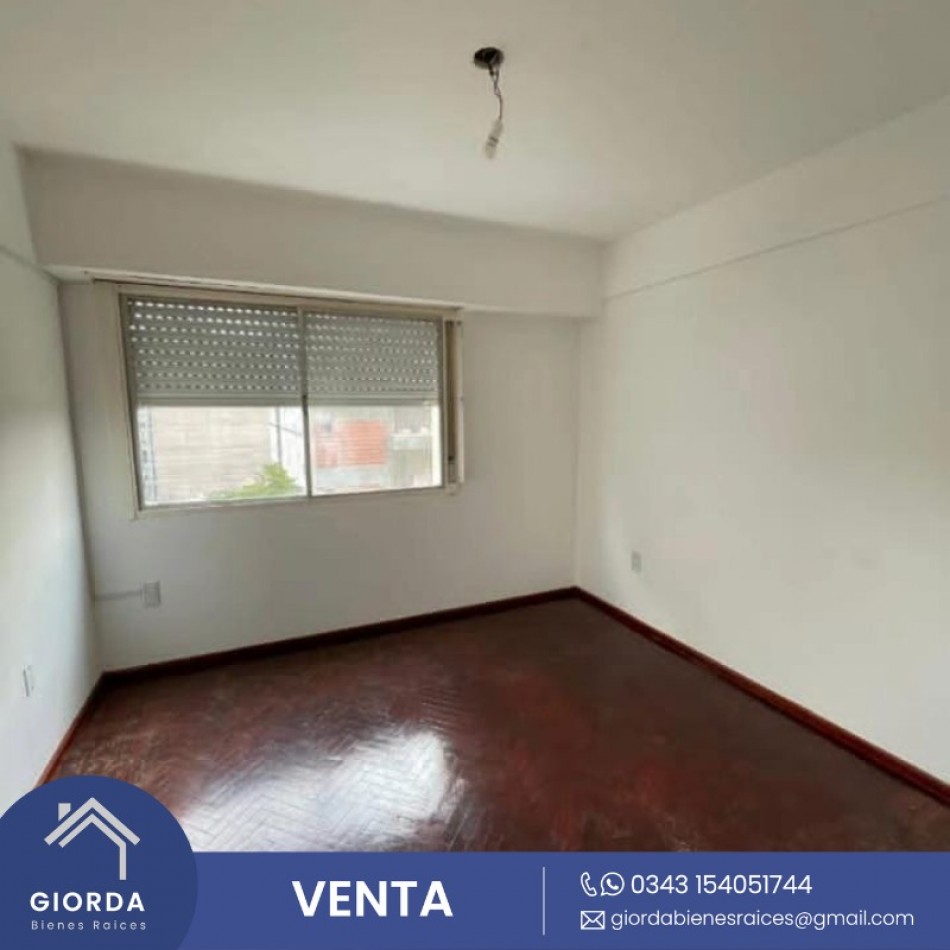 VENDE: Semipiso zona parque, calle Cordoba z/ Malvinas