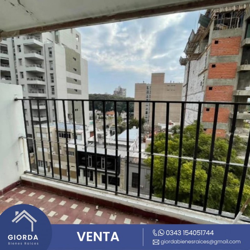 VENDE: Semipiso zona parque, calle Cordoba z/ Malvinas