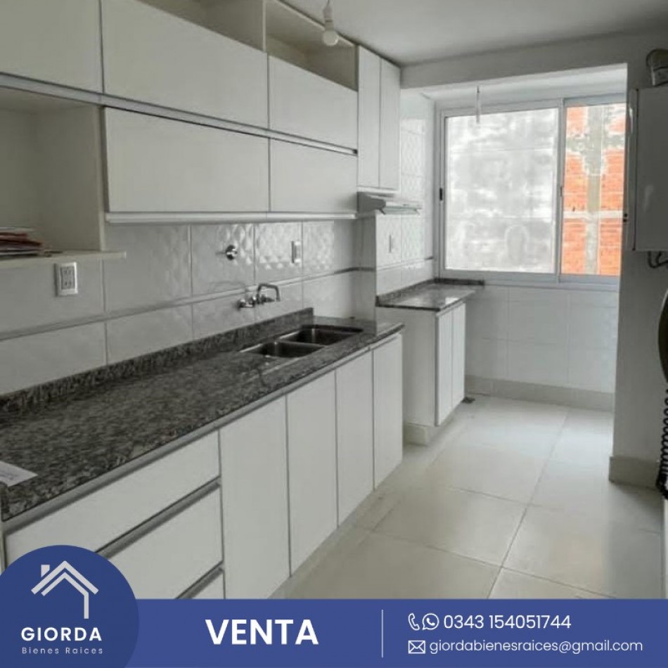 VENDE: Semipiso zona parque, calle Cordoba z/ Malvinas
