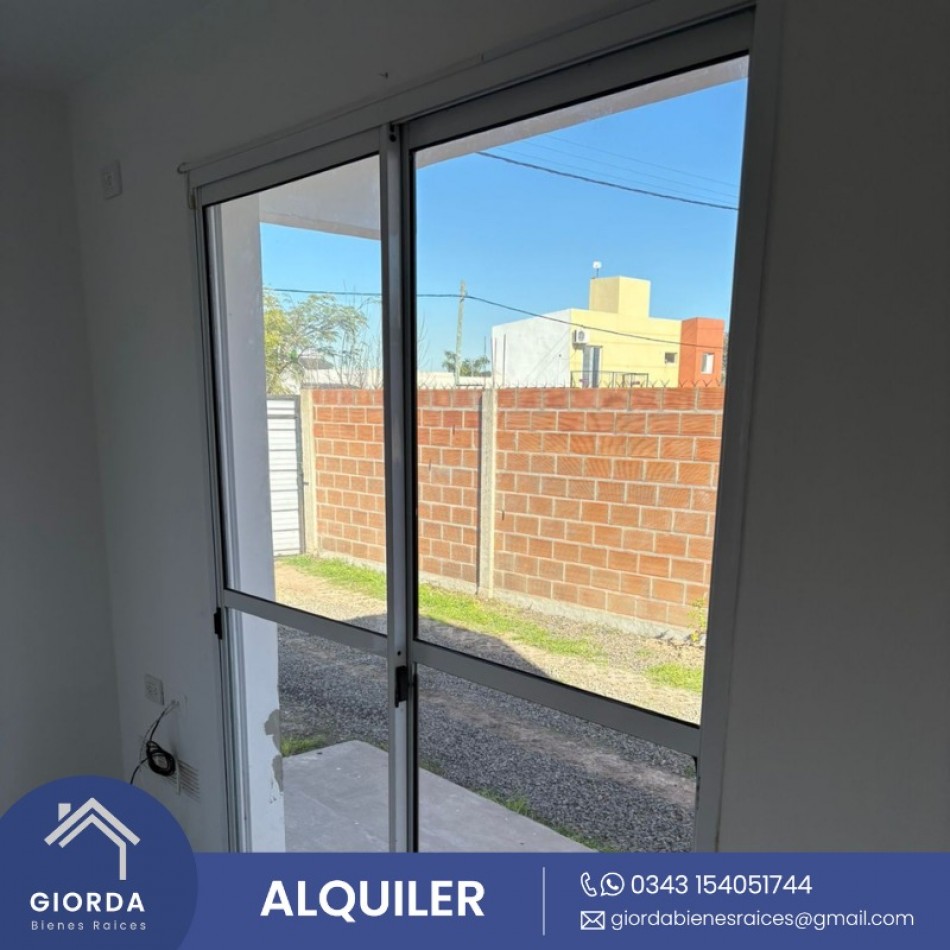 ALQUILA: Casa zona Acceso Norte, calle 19 de Abril