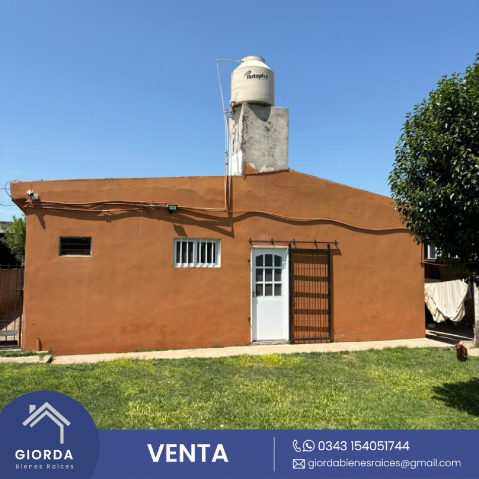 VENDE: Casa en San Benito, calle Celestino Marco