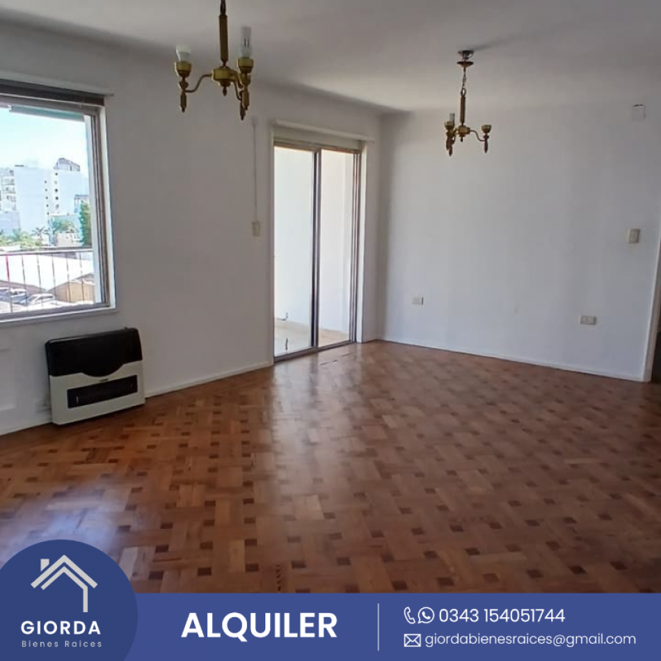 ALQUILA:  Departamento de tres dormitorios centrico