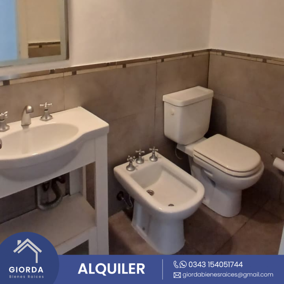 ALQUILA:  Departamento de tres dormitorios centrico