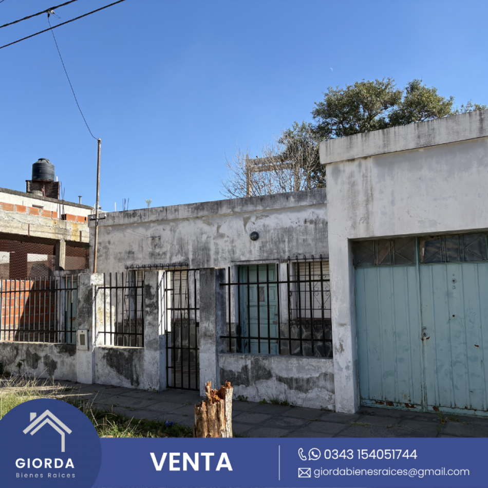 VENDE: Casa a reciclar, calle Los talas