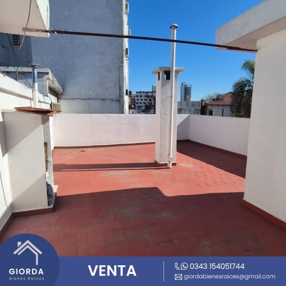 VENDE: Casa en planta alta, ideal para quienes buscan espacio y comodidad 