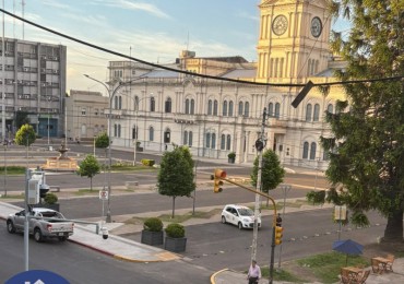 ALQUILA: Excelente Estudio Laprida y Santa fe.