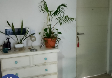 ALQUILA: Monoambiente calle Laprida z/ Patagonia