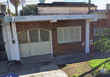 ALQUILA: Casa calle Burmeister